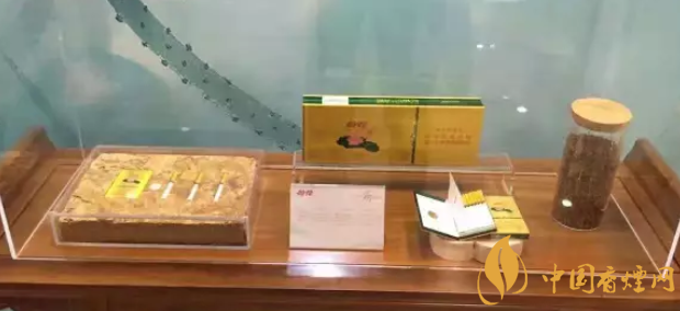 钻石荷花爆珠有哪些(非卖品2种) 荷花双爆珠香烟一品青莲飒爽荷花