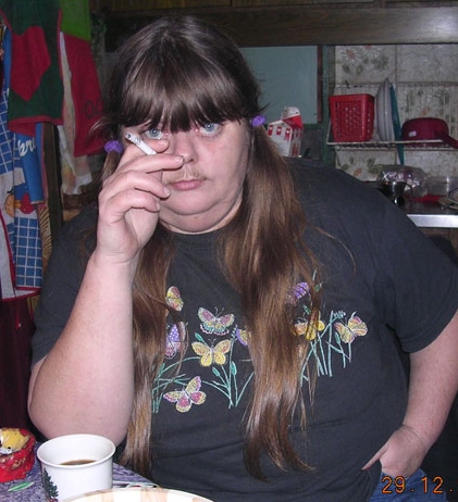 fat-woman-smoking.jpg