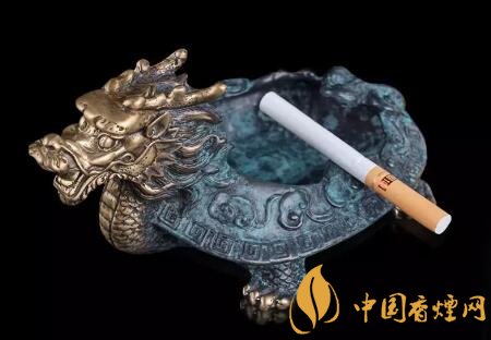 拥有这样的烟缸，瞬间觉得抽烟都高大上了