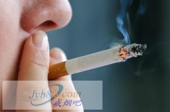 减少尼古丁的香烟不会导致增加吸烟的强度