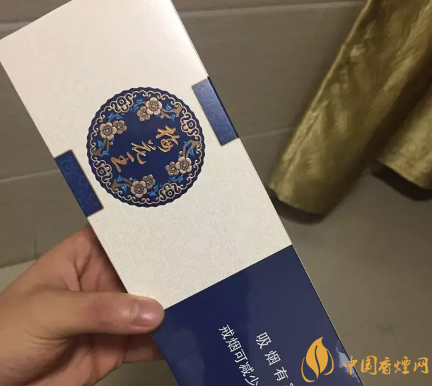 梅花王蓝硬香烟价格及图片 一款非常难得的台湾烤烟