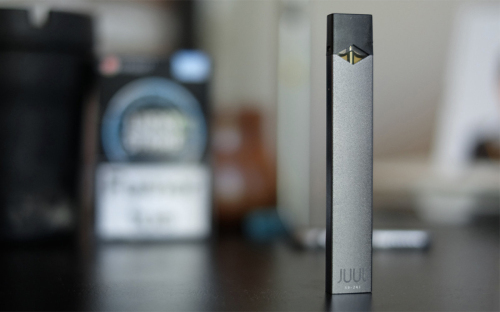 祖尔（Juul）电子烟公司通过筹集12亿美元走向全球